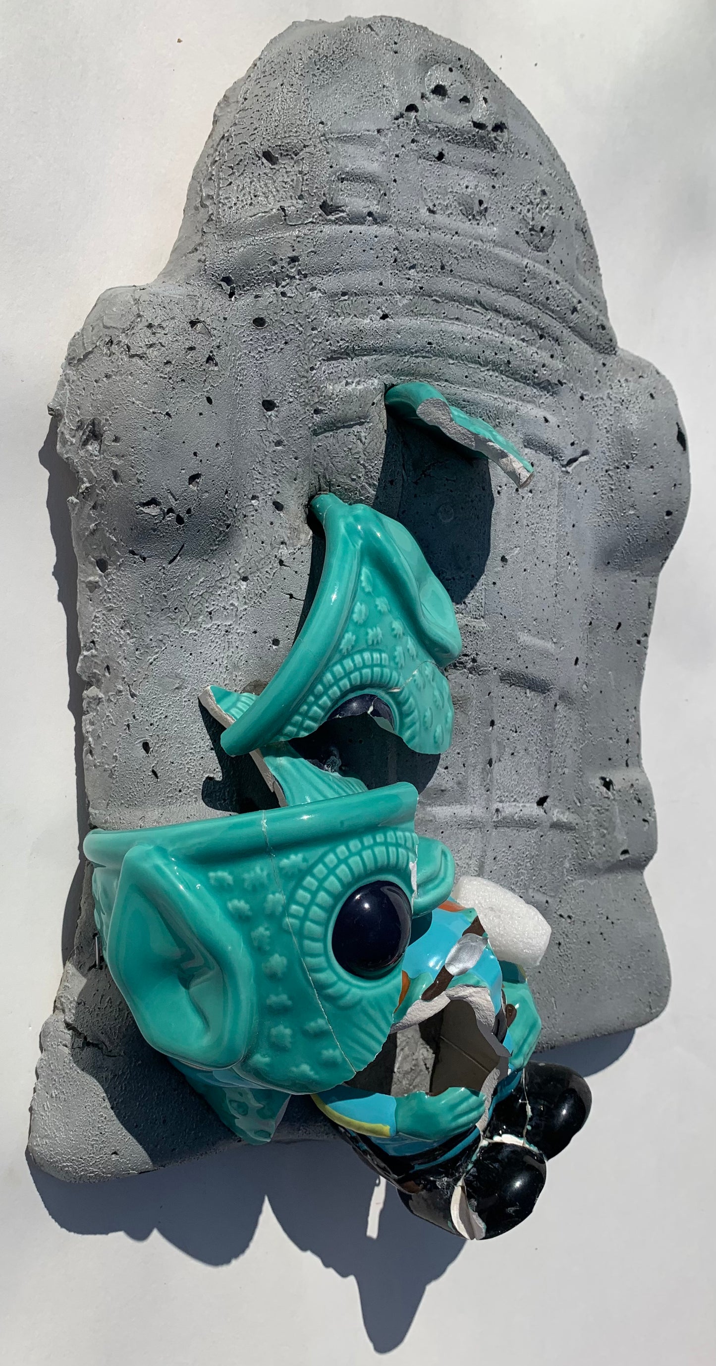 "Arterial Greed": Greedo on R2D2 Wall Sculpture