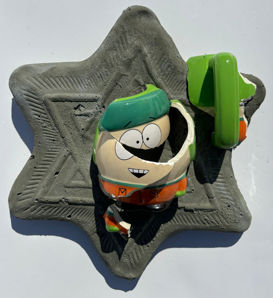 "Brightest Bulb!": South Park's Kyle on Star-of-David Wall Sculpture