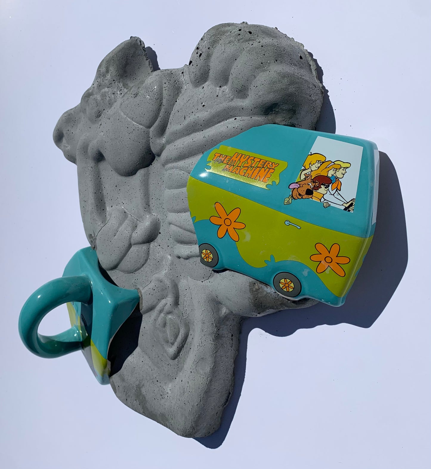 "Scooby Blue": Mystery Machine Van on Scooby Doo Wall Sculpture