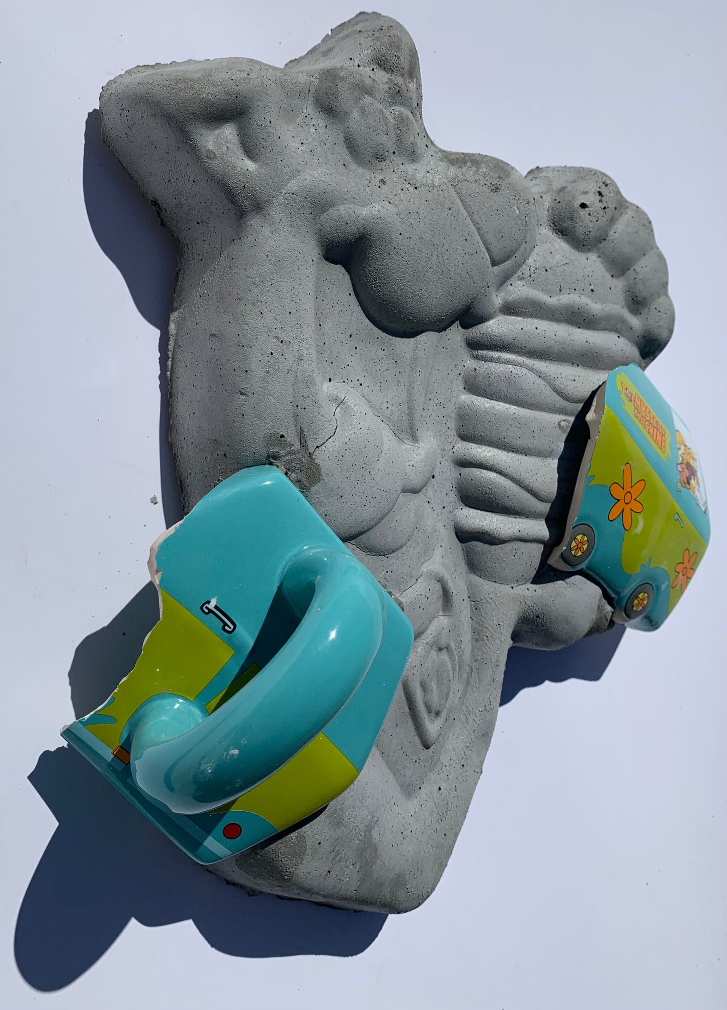 "Scooby Blue": Mystery Machine Van on Scooby Doo Wall Sculpture