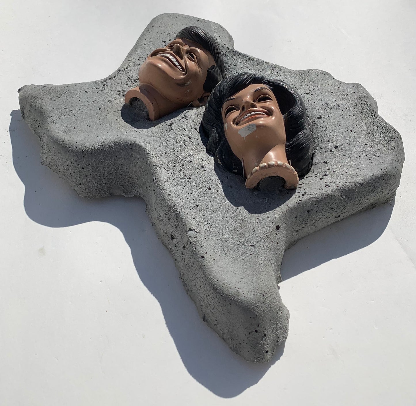 "Ghosts of Camelot": Jack & Jackie Kennedy on Texas Wall Sculpture