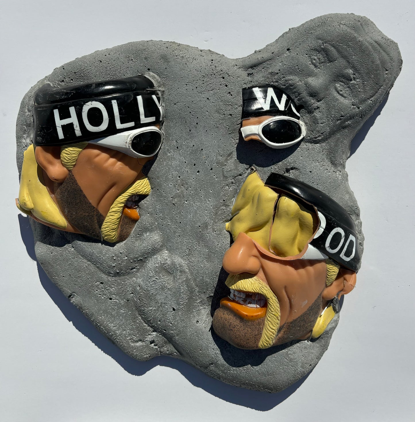 "Hollywood Hogan's Headache": Hulk Hogan on Hulk Hogan Wall Sculpture