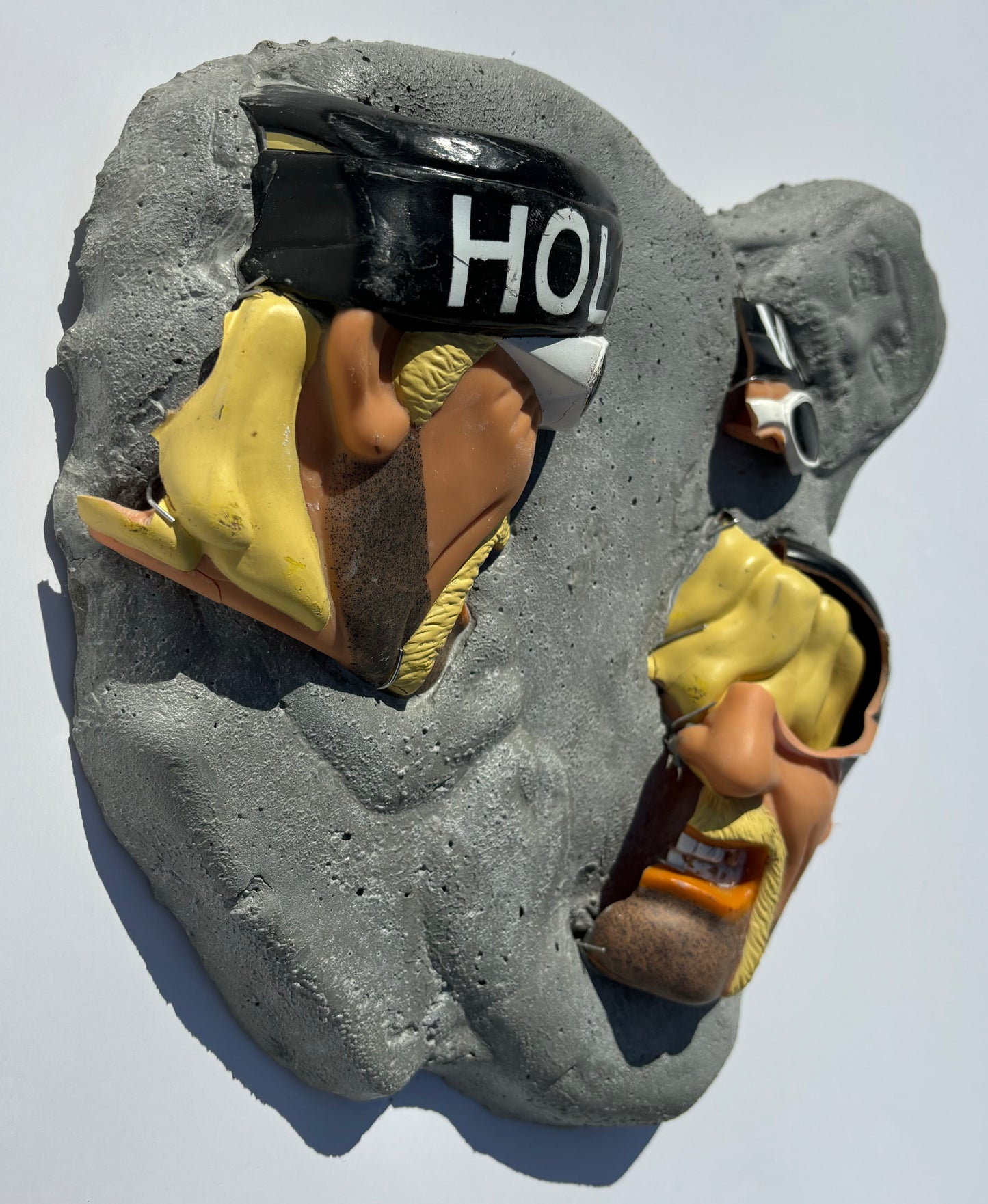 "Hollywood Hogan's Headache": Hulk Hogan on Hulk Hogan Wall Sculpture