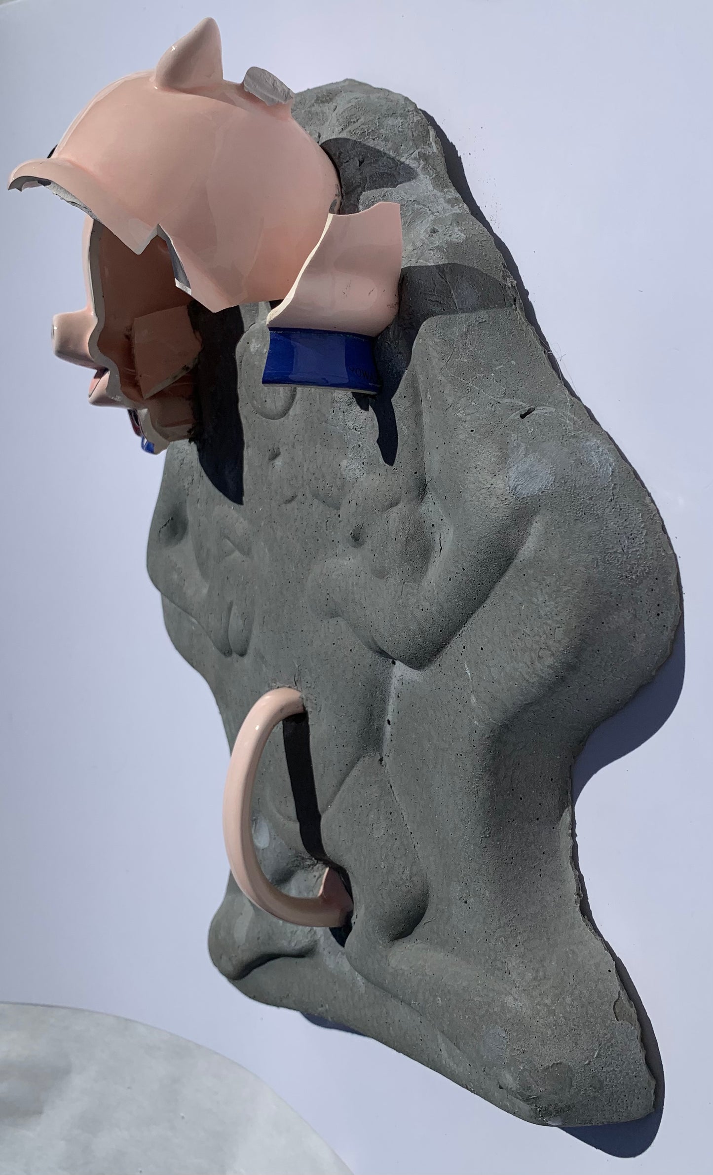 "OMG!": Porky Pig on Tasmanian Devil Wall Sculpture